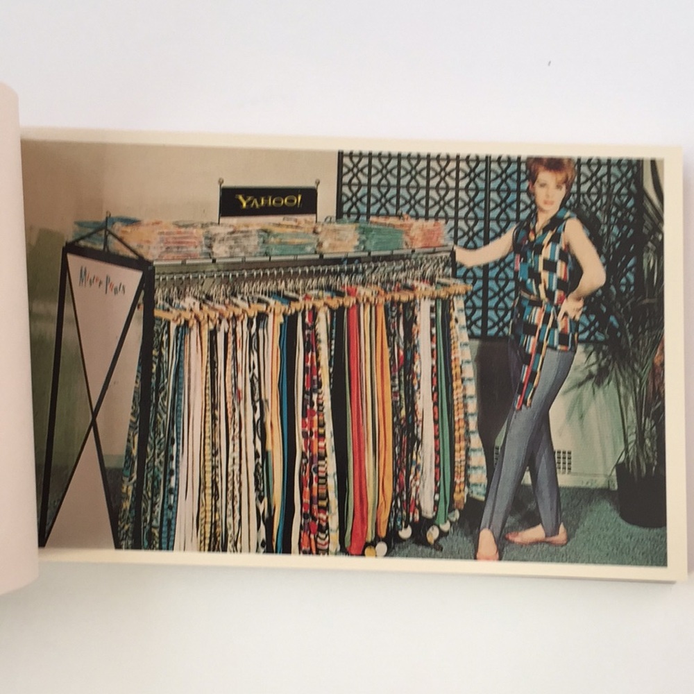 Rare YAHOO Postcard Book - Picture 4 of 6